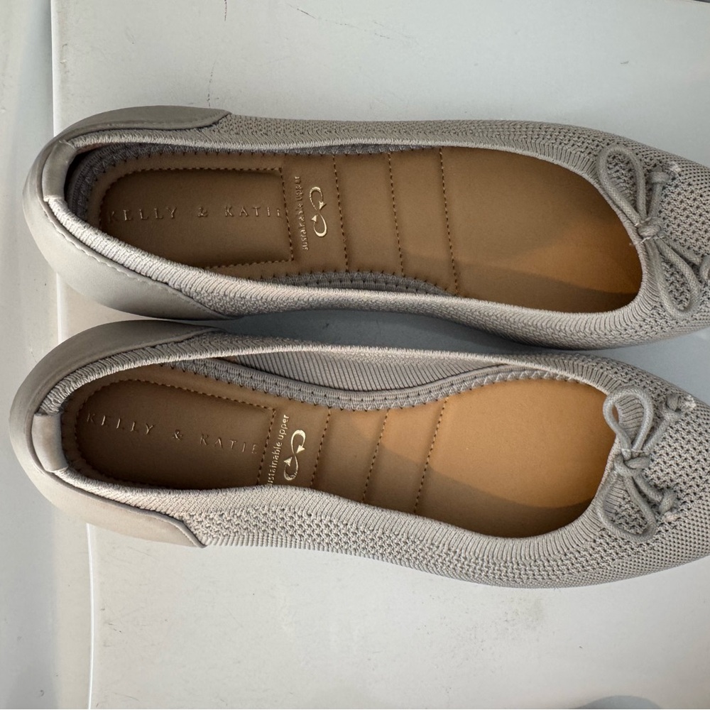 Kelly & Katie Gray Women's Ballet Flats - Size 8 1/2